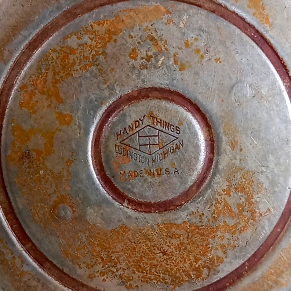 Vintage "Handy Things" Ludington Michigan Made in USA Red Potato Ricer - Picture 7 of 13